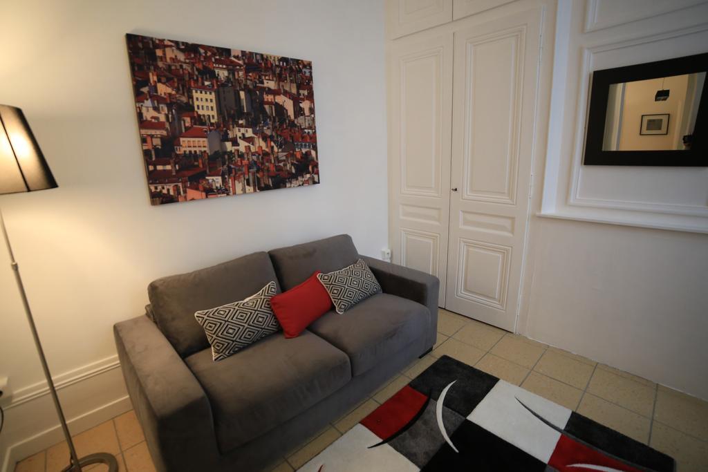 La Suite Lanterne Lyon Habitación foto